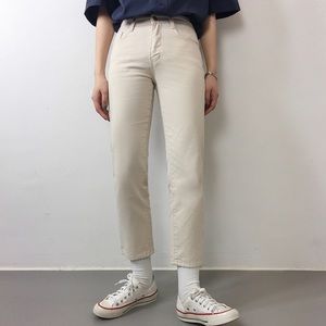 Cropped Beige Straight Jeans